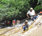 Rapel na cachoeira Véu da Noiva em Bonito (PE)